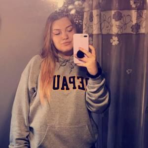 Meet your Posher, Celeste